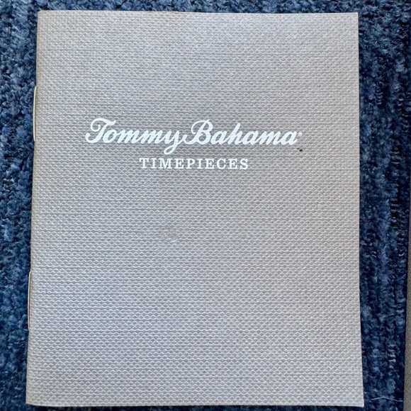 Tommy Bahama Men’s Quartz Moon Phase Watch TB00090-03 – 40mm, NIB RARE 🕰️✨ - Picture 14 of 14